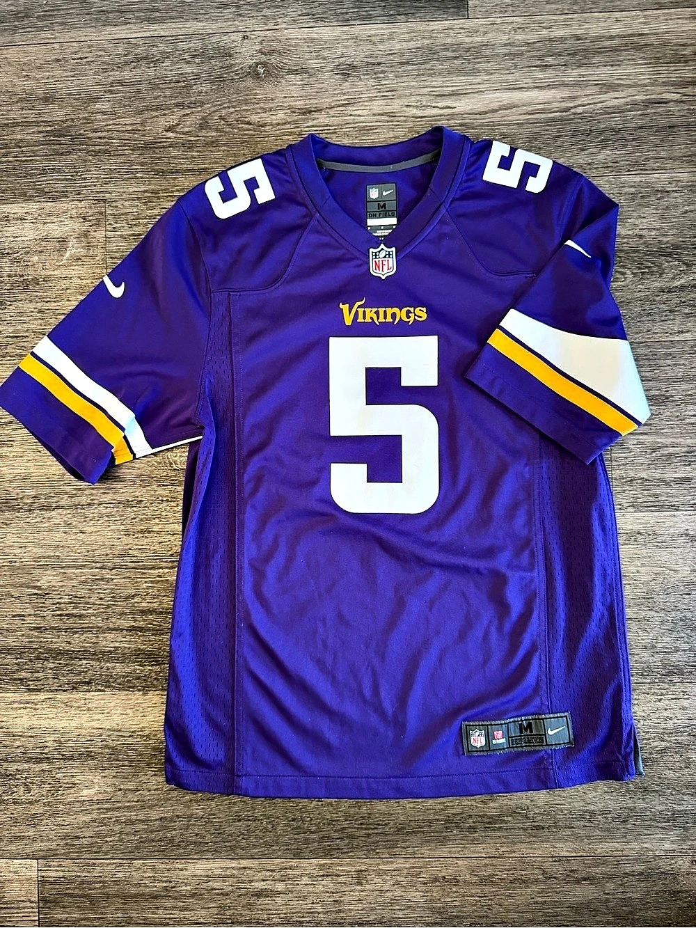 Nike Minnesota Vikings Nike Bridegwater football jersey Medium